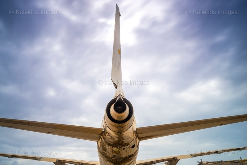 Abandoned aircraft; Airplane wreck; Barakah; Benin; Cadjéhoun Beach; Cotonou; Cotonou airport; Engine; Kaleidos; Kaleidos images; La parole à l'image; Lockheed L-1011; Tail assembly; Tarek Charara; TriStar; Vertical fin; West Africa